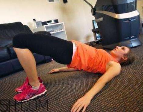 臀桥每天做多少个？臀桥做多久有效果？