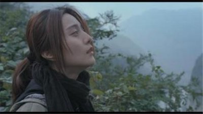 ​分手后女友偶尔回复你消息什么意思