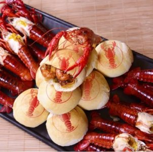 ​网红同款小龙虾月饼做法大揭秘，中秋过季不过