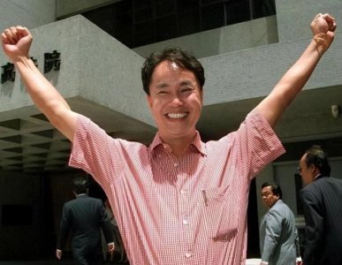 ​“世纪悍匪”张子强：勒索李嘉诚10.38亿，妻子变卖20亿遗产跑路