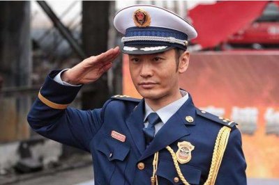 ​问：黄晓明演技如何？这四部作品看完，你可能会改答案