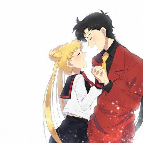 美少女战士里命中注定的一对恋人，月野兔和地场卫甜蜜美图