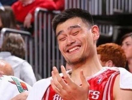 姚明5大表情包：天生的喜感，别人学不来