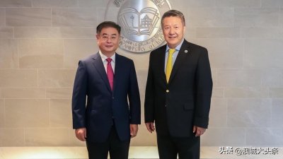 ​青岛大学校长夏东伟一行来访澳门城市大学