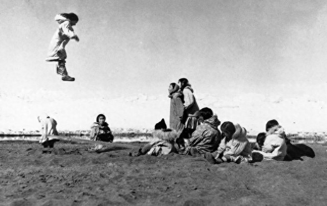 一组爱斯基摩人的生活照片——极寒地区的生活