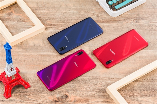 旗舰手机颜值新担当!vivo X23三色图赏:总有一款你喜欢