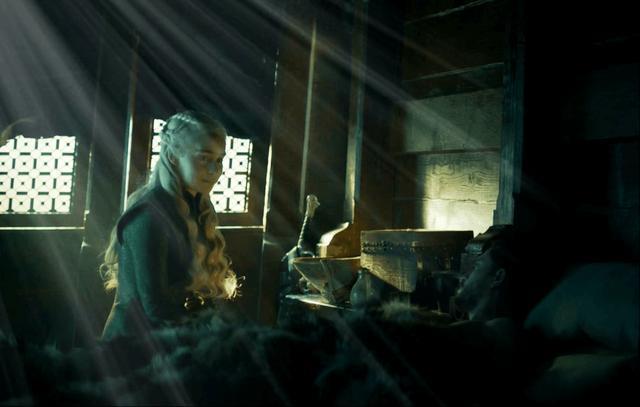 权力的游戏第67集曝光, 异鬼复活蓝龙, 龙母雪诺船震