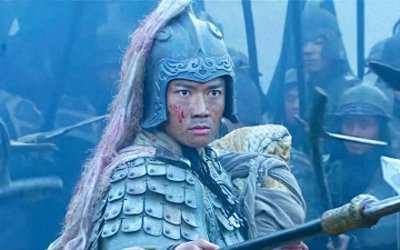 ​刘备托孤暗藏玄机：揭秘赵云两次救主却无缘五虎上将的真正隐情