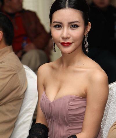 非诚勿扰上装穷小子24盏灯全灭，亮出真实身份后女嘉宾集体后悔