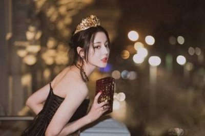 ​深扒两位当红女星情感走向 杨紫的第一任男友竟是他