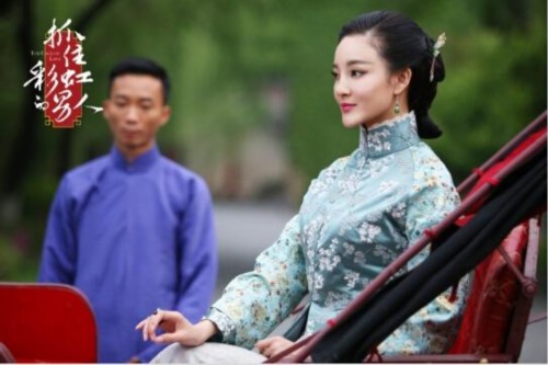 刘雨欣抛胸撒乳照曝光 刘雨欣胸多大人品不好吗