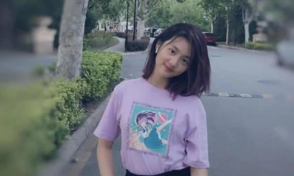 孙莉带9岁女儿烫发，黄磊回应：只要她敢承受，我们觉得没问题