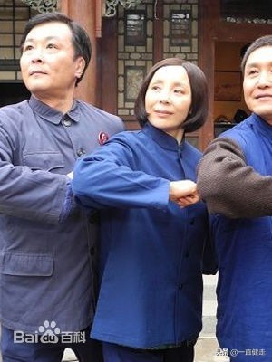 “飞天奖”电视剧——《全家福》