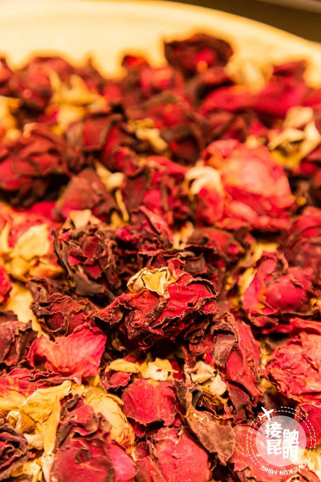 云南真正好吃的鲜花饼（还没有试过刷爆朋友圈的云南人真正好鲜花饼）(11)