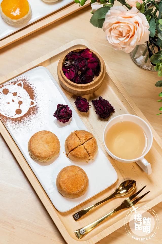 云南真正好吃的鲜花饼（还没有试过刷爆朋友圈的云南人真正好鲜花饼）(25)