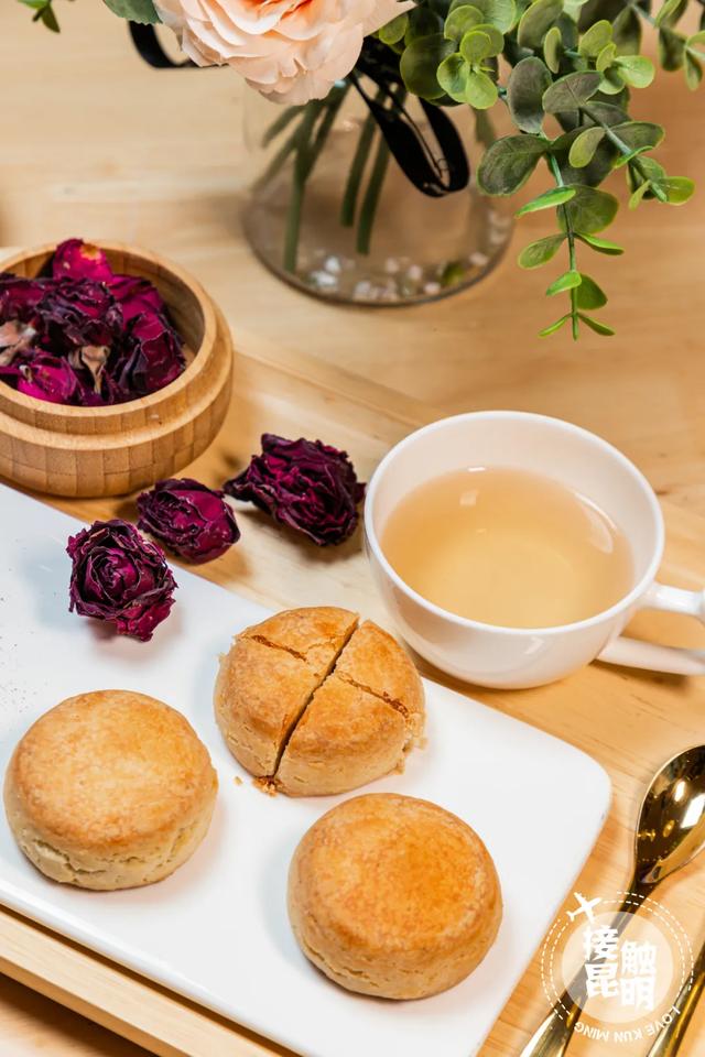 云南真正好吃的鲜花饼（还没有试过刷爆朋友圈的云南人真正好鲜花饼）(40)