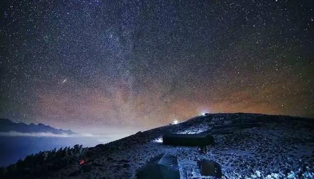 成都附近最好玩的风景区（成都周边景色绝佳的360）(1)