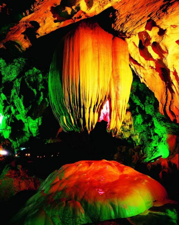 凤凰古城在湖南哪个市(湖南凤凰古城在哪个市)