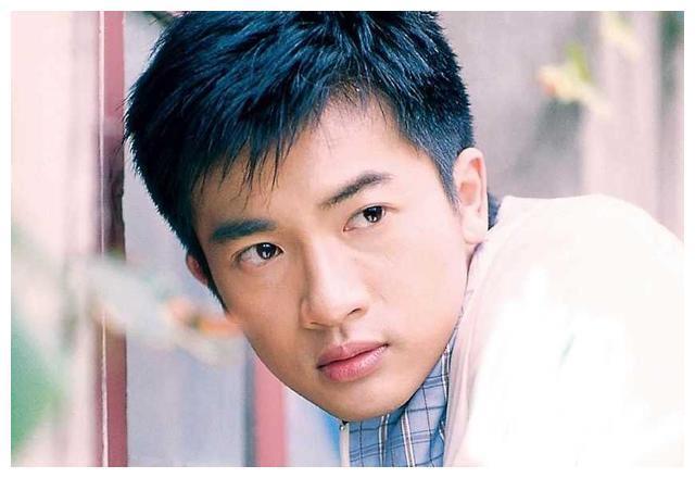 创作经典无数，他是“小虎队之父”，更是一代流行音乐巨匠