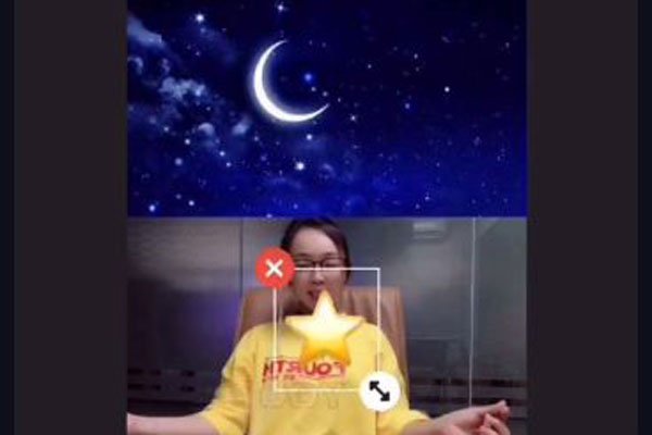 摘下星星给你的抖音教程步骤 可以和妹子一起拍视频