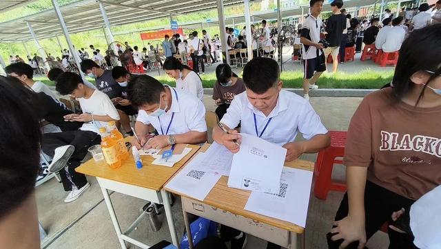 云浮市中专学校官网（云浮中专迎新季）(20)