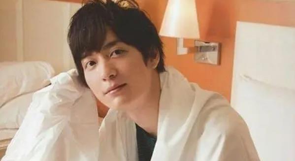 十大日本十大顶级男声优排名（花江夏树第一名）  3