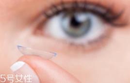软性隐形眼镜人人都能戴吗？糖友不能戴