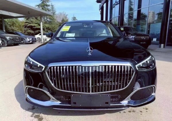 奔驰s480迈巴赫多少钱(奔驰s480迈巴赫值得入手吗)-1