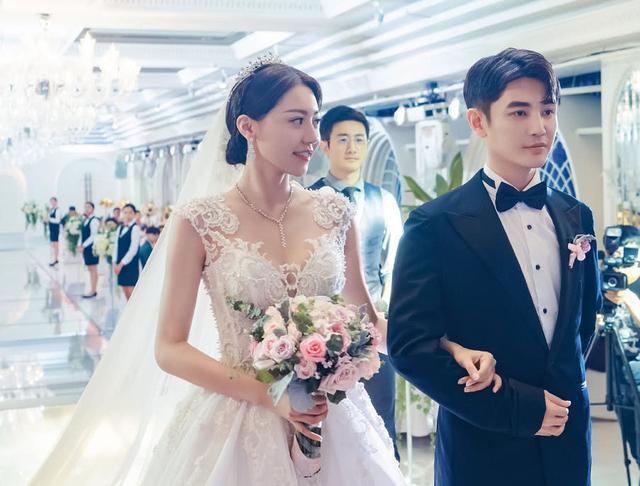 孙坚黄梦莹大婚现场，天天上热搜，果然是观众最喜欢的一对cp