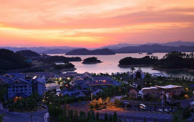 千岛湖旅游攻略自由行最佳路线(旅游攻略抓住11月的尾巴)(5)