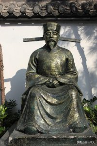 ​李淳风《藏头诗》详解五，走随小月，春头之人和头腰八者各指谁？