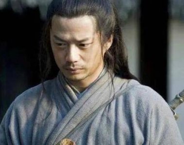 ​韩信当初手握着几十万大军 韩信为何始终没有反叛