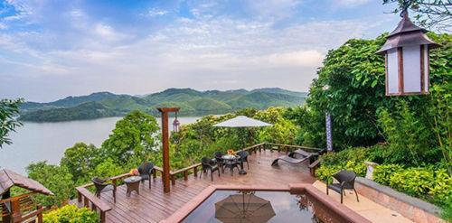 适合旅游的温泉度假村（国内冬季5大最美度假村）(16)