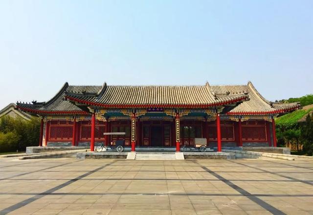 适合旅游的温泉度假村（国内冬季5大最美度假村）(8)