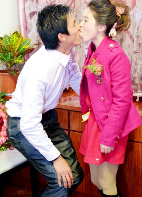 结婚第一晚都在干嘛 新婚第一晚上要做那种事吗