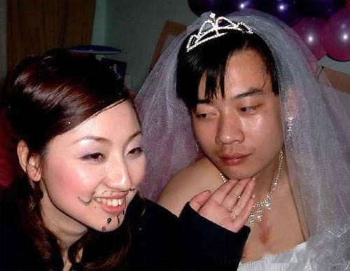 结婚第一晚都在干嘛 新婚第一晚上要做那种事吗