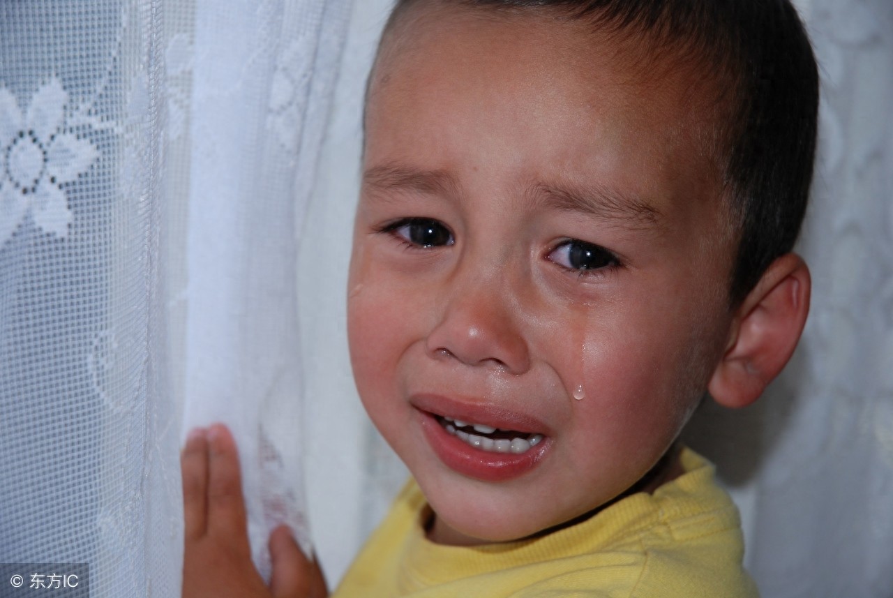 一组孩子哭的真实表情照片，这大概是世界上最纯美真实的情感