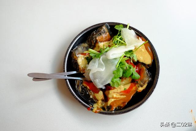 福建特色传统小吃土笋冻的原料（福建一种风味小吃）(2)