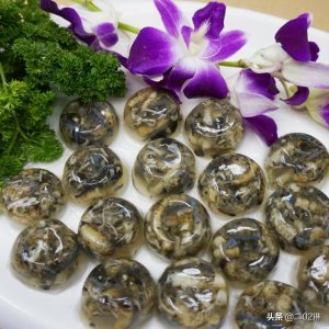 ​福建特色传统小吃土笋冻的原料（福建一种风味小吃）