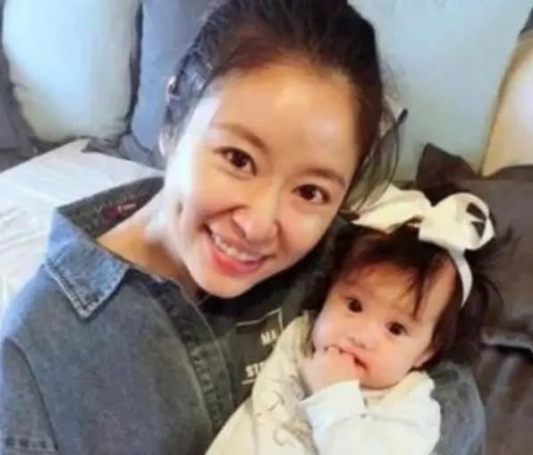 小海绵真名曝光，林心如泪崩，原来霍建华最爱的人还是她！