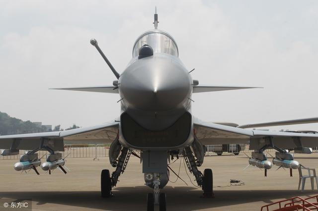 空战利器——歼-10战斗机