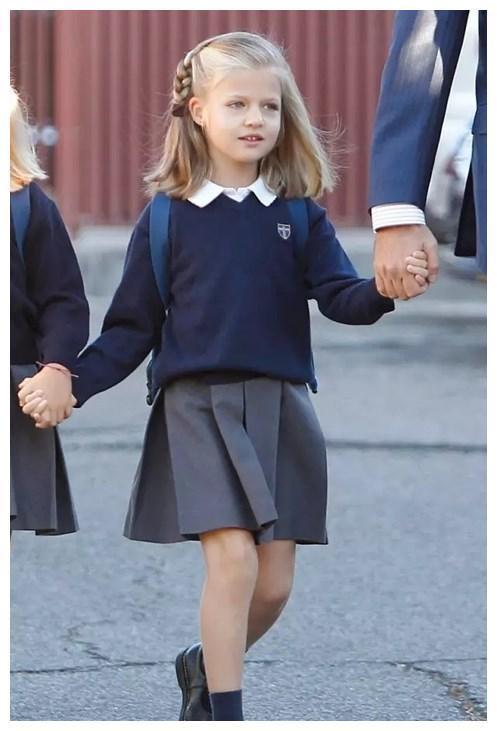 西班牙莱昂诺尔小公主，小时候呆萌，长大了漂亮有气质