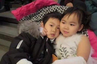 ​王宝强一双儿女是亲生的吗