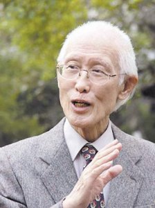 ​著名诗人余光中经典诗作《当我死时》留无限惆怅