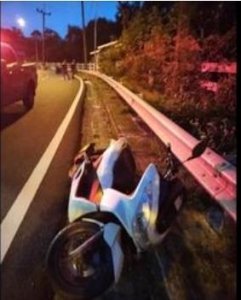 ​24岁中国游客在泰国普吉岛骑摩托车身亡，警方已委托使馆联系家属