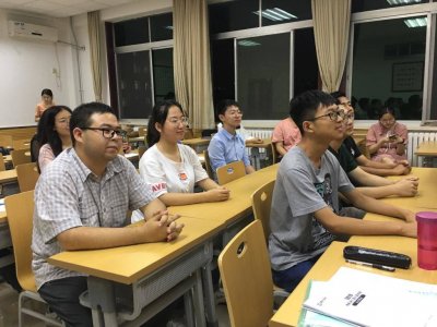 ​大学生入党，6大优势不容小觑，毕业后很多事可能会有“优待”