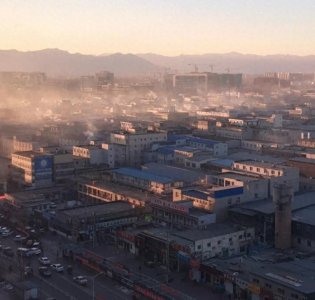 ​北京史各庄是外来人口聚集地，在五六环之间，有生命科学园地铁站