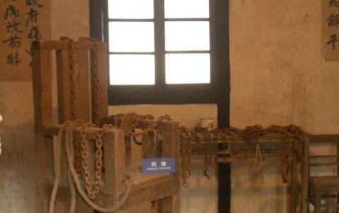 渣滓洞灵异事件【小萝卜头遗体被挖掘】(3)_