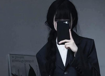 ​男子出差半年回家，送给妻子的不是礼物，而是签好字的离婚协议