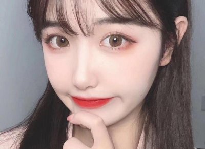 ​女人暗恋一个男人会出现什么表现(女人暗恋一个男人的三个表现)